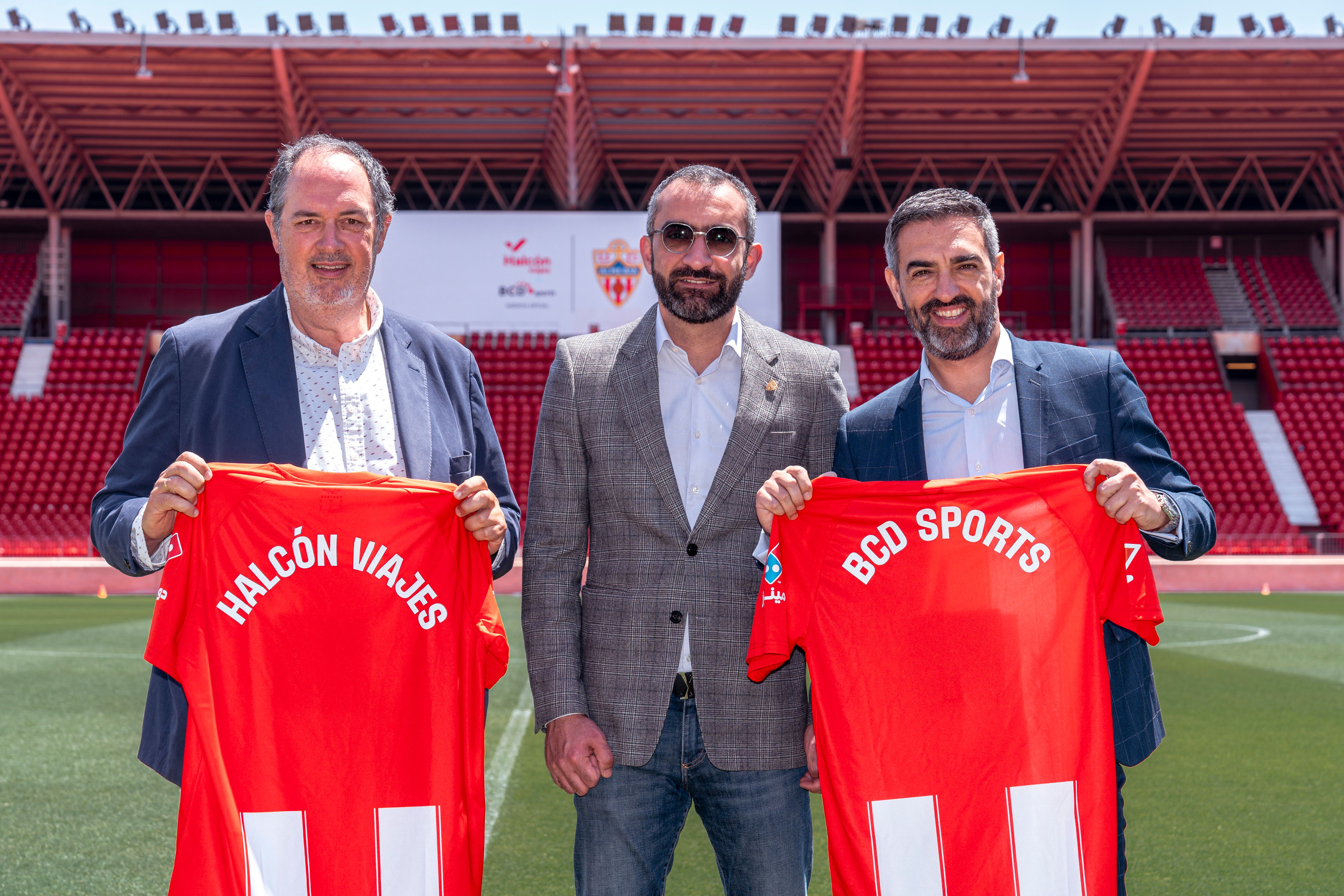 250526 NdP - BCD Sports renueva su acuerdo la UD Almería.jpg