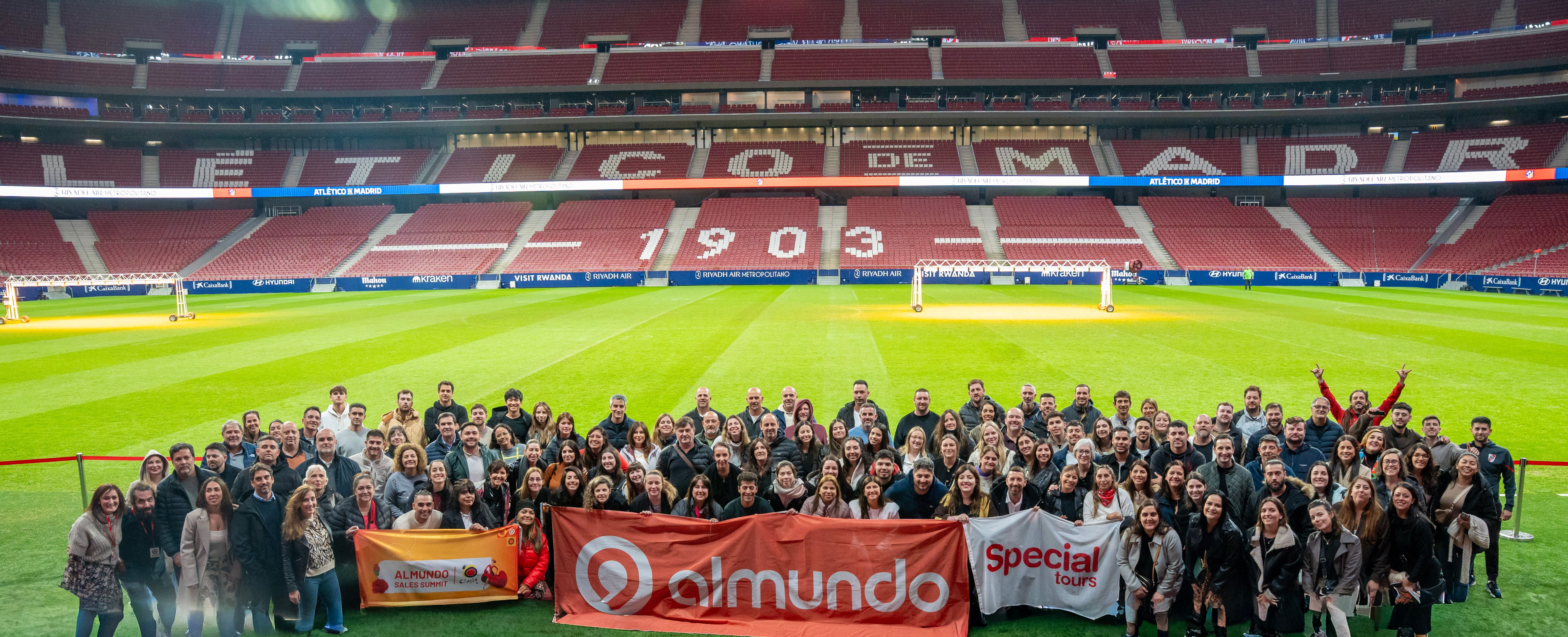 251125 NdP - Almundo celebró en España, su vigésimo encuentro Sales Summit de la mano de Special Tours y Ávoris. 1.jpg